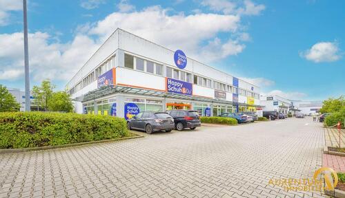 Foto - Attraktive Gewerbeimmobilie mit flexibler Bürofläche in Bestlage von Neutraubling