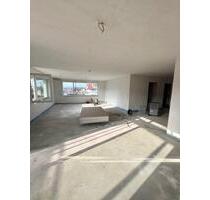 Neue, hochwertige 4 Zimmer Wohnung Schwieberdingen Panorama Blick