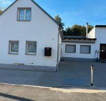 Haus zu verkaufen - 120.000,00&nbsp;EUR Kaufpreis, ca.&nbsp; 123,00&nbsp;m&sup2; in Oelsnitz (Vogtland) (PLZ: 08606)