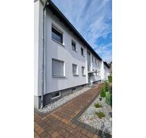 3-Zimmer Dachgeschosswohnung in Schloss Holte zu vermieten - Schloß Holte-Stukenbrock