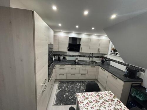 Foto - 2,5 Zimmer + Dachboden inkl. EBK, Kamin, Terasse, Stellplatz