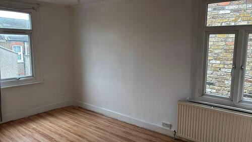 Foto - WG Zimmer Wohnung London NW 10 - 800,00&nbsp;EUR Kaltmiete, ca.&nbsp; 70,00&nbsp;m&sup2;