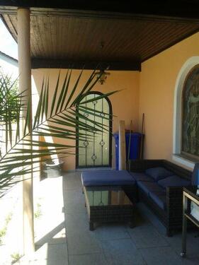 Foto - 3 - Zimmer-EG-Wohnung mit großem Garten und Terrasse v. privat