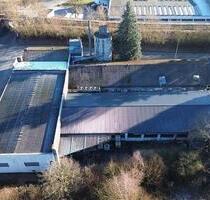 Produktions- Lagerhalle mit Verwaltungsgebäude - Balve