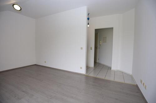 Foto - 1 Zimmer Dachgeschoßwohnung zur Miete in Büdingen