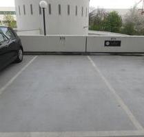 Parkplatz Stellplatz auf FE Helene-Mayer-Ring 12 Olympiadorf - München Am Riesenfeld