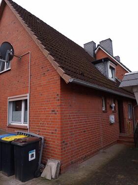 Foto - Doppelhaushälfte mit kleinem Gartenanteil von Privat