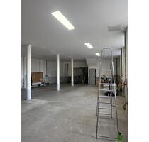 Halle in Saarlouis-Roden zu vermieten – ca. 200 m², Nähe Hbf