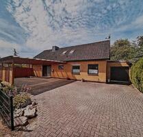 Einfamilienhaus mit Platz für die ganze Familie Voll Möbeliert. - Kaltenkirchen