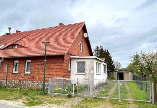 Foto - Doppelhaushälfte mit großem Grundstück