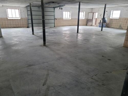 Foto - Lagerraum 265qm - 1.219,00&nbsp;EUR Kaltmiete, ca.&nbsp; 4,60&nbsp;m&sup2;