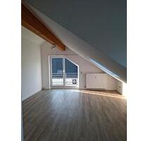 Helle 3-Zimmer 77qm Dachgeschosswohnung mit hohen Decken + Balkon - Wittlich