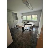 Büro und Kaltlager in Drevenack Halle oder Lagerräume Wesel