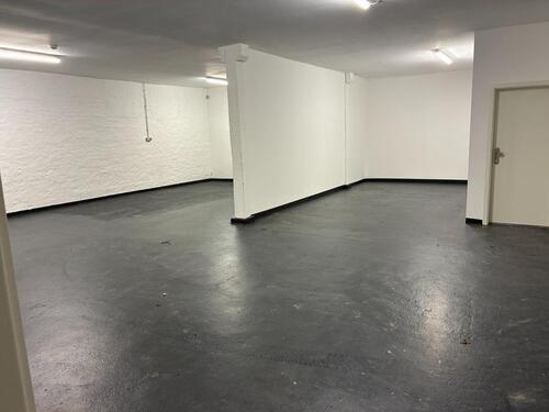 Foto - Tiefgaragenstellplatz - 85,00&nbsp;EUR Miete,