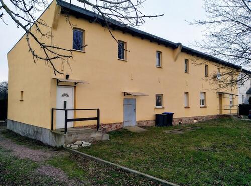 Foto - Großes Zweifamilienhaus auf Großem Grundstück