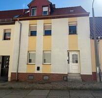 Erstbezug nach Kernsanierung 120 qm Haus, Hof und Garten - Arnstein