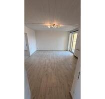 Charmante 2,5-Zimmer-Wohnung mit Balkon - Lollar