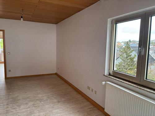 Foto - 3–Zimmer- Wohnung - 575,00&nbsp;EUR Kaltmiete, ca.&nbsp; 84,00&nbsp;m&sup2;