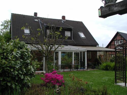 Foto - 2 Zimmer Wohnung mit gr Wintergarten auch für Senioren geeignet.