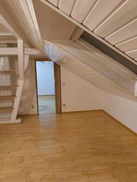 Foto - Gemütliche 2-Zimmer-Dachgeschosswohnung in Altötting