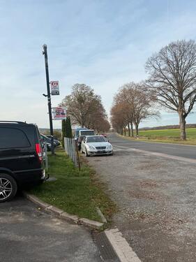 Foto - Stellplatz Auto Platz Kfz PKW Wohnmobil direkt B65