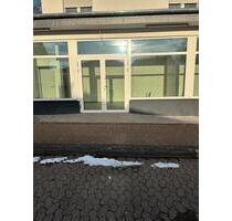Ladenfläche gute Lage - 870,00 EUR Kaltmiete, ca. 3,00 m² in Bad Oeynhausen (PLZ: 32545) Ladenfläche gute Lage - 870,00 EUR Kaltmiete, ca. 3,00 m² in Bad Oeynhausen (PLZ: 32545)