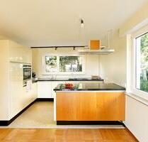 Haus mit Garten zur Miete: MID-CENTURY-Traum in Oberesslingen - Esslingen am Neckar