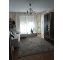 Helle 3-Zimmer-Wohnung mit Balkon im 2.OG in Steinbach (Taunus)