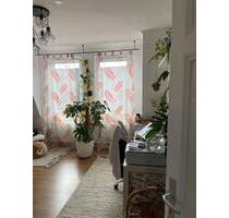 sonnendurchflutetes WG-Zimmer in zentraler Lage - Kiel Südfriedhof