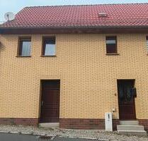 Einfamilienhaus mit Charakter, viel Potential und großem Garten - Hecklingen