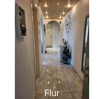 Attraktive 3-Zimmer-Wohnung – Renoviert - Stuttgart Luginsland Attraktive 3-Zimmer-Wohnung – Renoviert - Stuttgart Luginsland