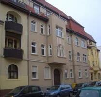 ruhige zwei-Raum-Erdgeschoß-Wohnung in der Weberstr. zu vermieten - Magdeburg Leipziger Straße