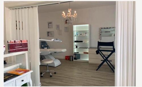 Foto - Untermiete Kosmetikstudio - 600,00 EUR Kaltmiete,