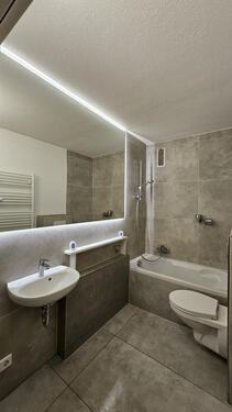 Foto - 2-Zimmer-Wohnung mit großem Balkon und Blick auf Frankfurt