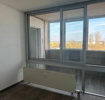 Attraktive 2-Zimmer-Wohnung mit Balkon im 3.OG in Dietzenbach