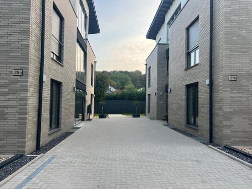 Foto - NEUBAU Exklusive 3-Zim.-Wohnung mit Tiefgarage und eigenem Garten