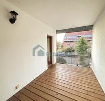 2- Zimmer- Wohnung mit Balkon, Loggia und Einbauküche zu vermieten - Schwerin Friedrichsthal