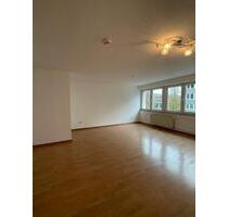 Helle 1,5-Zimmer-Wohnung mit Loggia in Düsseldorf-Derendorf