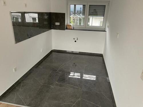 Foto - Penthouse 2 Zimmerwohnung - 1.100,00&nbsp;EUR Kaltmiete, ca.&nbsp; 70,00&nbsp;m&sup2;