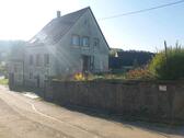 Foto - Einfamilienhaus freistehend mit GarageWerkstatt und Lagerschuppe