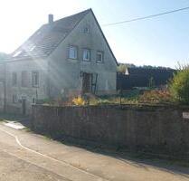 Einfamilienhaus freistehend mit GarageWerkstatt und Lagerschuppe - Herschweiler-Pettersheim