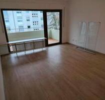 Schicke 3‑Zimmer Wohnung mit Balkon in Usingen