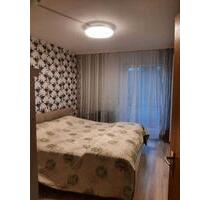 Schön geschnittene 3-Zimmerwohnung mit Balkon und Garage - Nürtingen