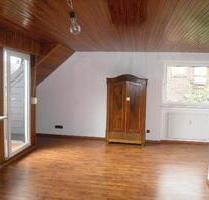 Frechen: Wunderschöne helle große 3 Zi-Maisonette mit Balkon in Ruhelage - trotzdem absolut zentral!