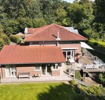 Einfamilienhaus in Flusslage - 2.750,00&nbsp;EUR Kaltmiete, ca.&nbsp; 180,00&nbsp;m&sup2; in Zeven (PLZ: 27404)