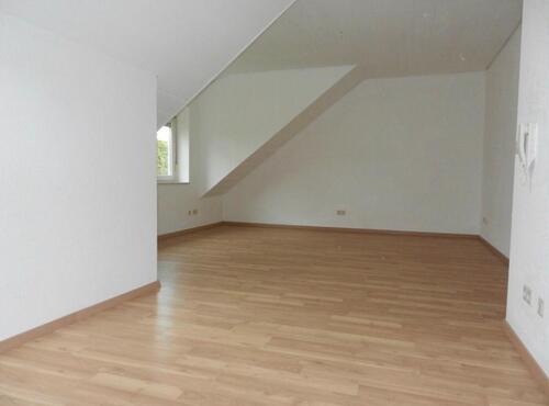 Foto - 4 Zimmer Dachgeschoßwohnung zur Miete in Herschweiler-Pettersheim