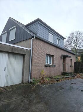 Foto - Ihr neues Familienglück -Freistehendes Einfamilienhaus in b