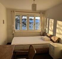 München: Schönes, ruh., möbl. Zimmer an Wochenendheimfahrerin