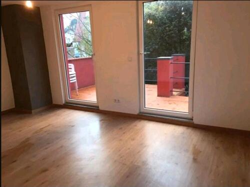 Foto - 5 Zimmer, Balkon, ca. 100m² über 2 Etagen, Ober-Erlenbach