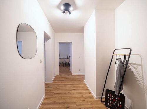 Foto - Moderne 3 Zimmer Wohnung mit Balkon Frisch Renoviert !